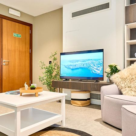 Stylish Apartment In Tigne Point Sliema Buitenkant foto